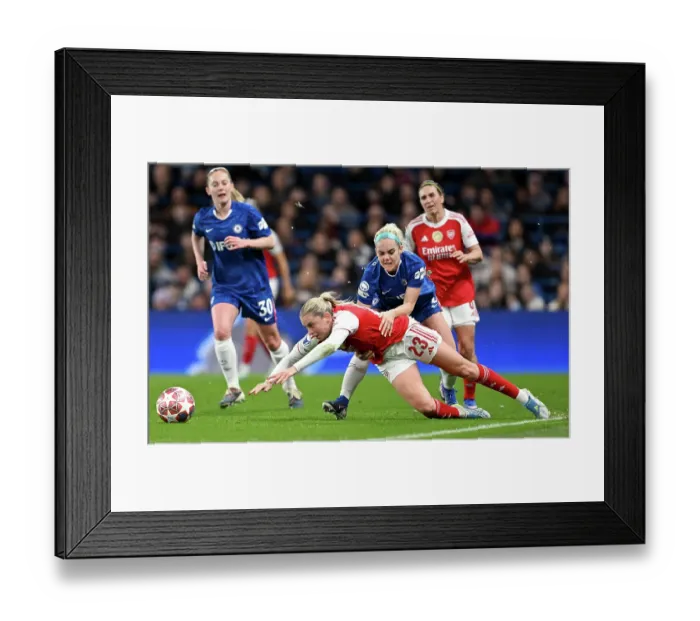 Framed Print : Chelsea FC v Arsenal FC - UEFA Women's Champions League 2025 / 26 Quarter-finals Second Leg