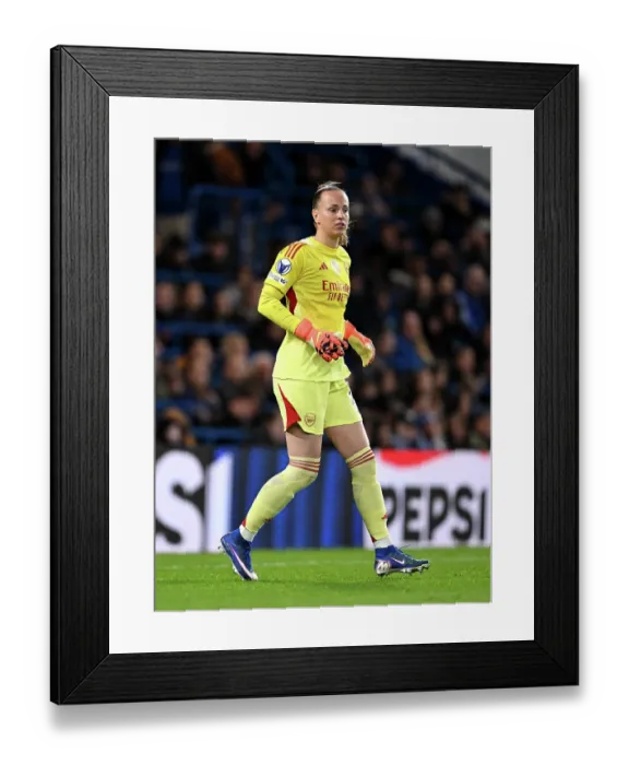 Framed Print : Chelsea FC v Arsenal FC - UEFA Women's Champions League 2025 / 26 Quarter-finals Second Leg