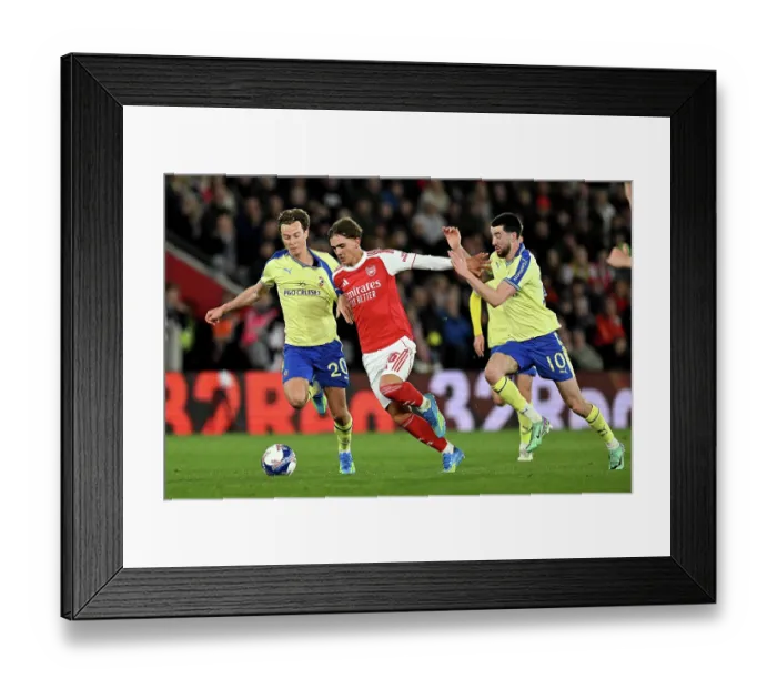 Framed Print : Southampton v Arsenal - Emirates FA Cup Quarter Final Framed Print : Southampton v Arsenal - Emirates FA Cup Quarter Final