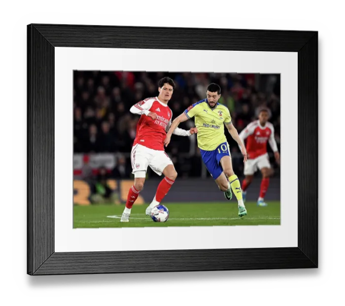 Framed Print : Southampton v Arsenal - Emirates FA Cup Quarter Final