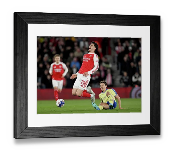 Framed Print : Southampton v Arsenal - Emirates FA Cup Quarter Final