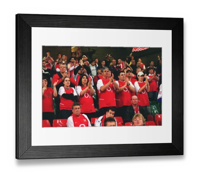 Framed Print : Arsenal fans. Arsenal 1: 0 Southampton. The F