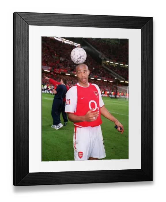 Framed Print : Thierry Henry (Arsenal) after the day. Arsenal 1: 0 Southampton. The F