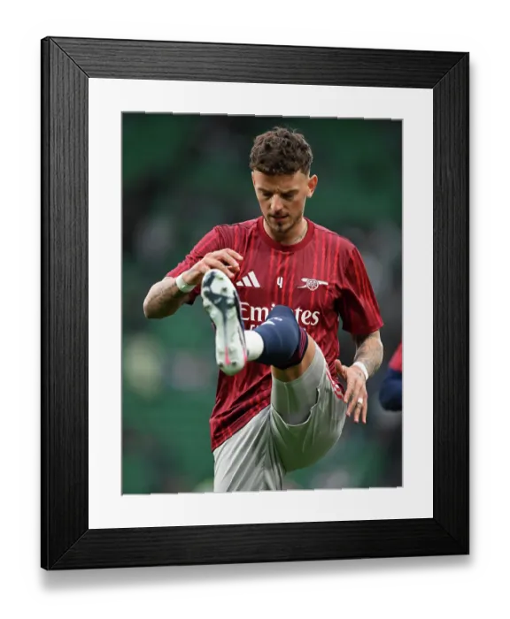 Framed Print : Sporting Clube de Portugal v Arsenal FC - UEFA Champions League 2025 / 26 Quarter-Final First Leg