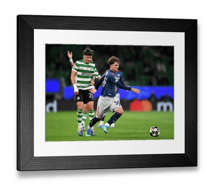 Framed Print : Sporting Clube de Portugal v Arsenal FC - UEFA Champions League 2025 / 26 Quarter-Final First Leg Framed Print : Sporting Clube de Portugal v Arsenal FC - UEFA Champions League 2025 / 26 Quarter-Final First Leg