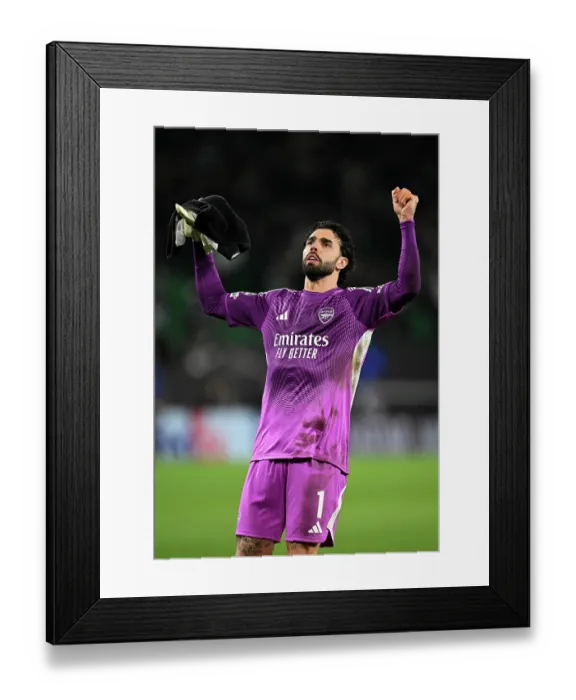 Framed Print : Sporting Clube de Portugal v Arsenal FC - UEFA Champions League 2025 / 26 Quarter-Final First Leg Framed Print : Sporting Clube de Portugal v Arsenal FC - UEFA Champions League 2025 / 26 Quarter-Final First Leg