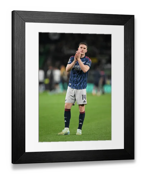 Framed Print : Sporting Clube de Portugal v Arsenal FC - UEFA Champions League 2025 / 26 Quarter-Final First Leg Framed Print : Sporting Clube de Portugal v Arsenal FC - UEFA Champions League 2025 / 26 Quarter-Final First Leg