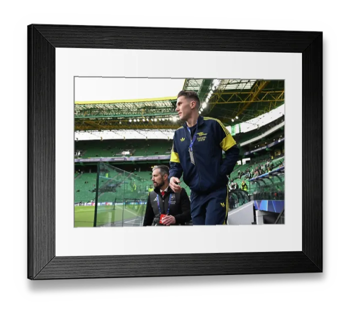 Framed Print : Sporting Clube de Portugal v Arsenal FC - UEFA Champions League 2025 / 26 Quarter-Final First Leg Framed Print : Sporting Clube de Portugal v Arsenal FC - UEFA Champions League 2025 / 26 Quarter-Final First Leg