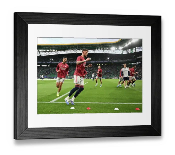 Framed Print : Sporting Clube de Portugal v Arsenal FC - UEFA Champions League 2025 / 26 Quarter-Final First Leg