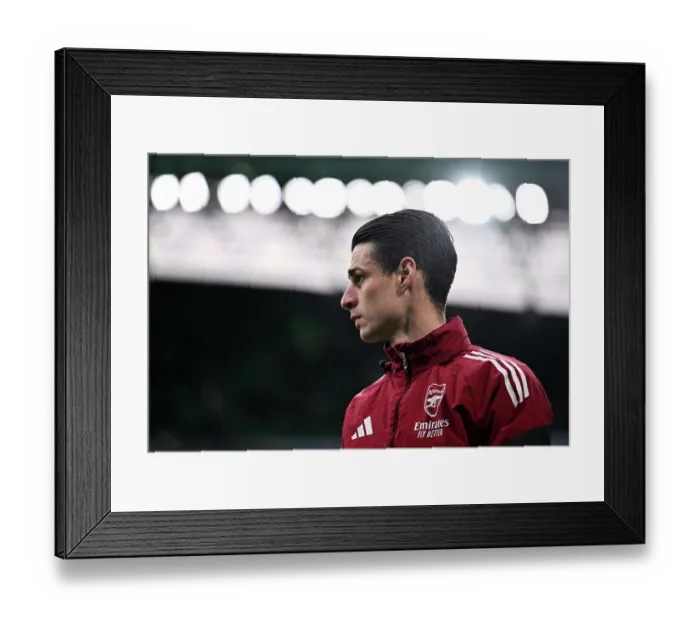 Framed Print : Sporting Clube de Portugal v Arsenal FC - UEFA Champions League 2025 / 26 Quarter-Final First Leg Framed Print : Sporting Clube de Portugal v Arsenal FC - UEFA Champions League 2025 / 26 Quarter-Final First Leg