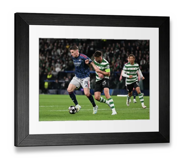 Framed Print : Sporting Clube de Portugal v Arsenal FC - UEFA Champions League 2025 / 26 Quarter-Final First Leg