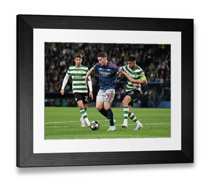 Framed Print : Sporting Clube de Portugal v Arsenal FC - UEFA Champions League 2025 / 26 Quarter-Final First Leg