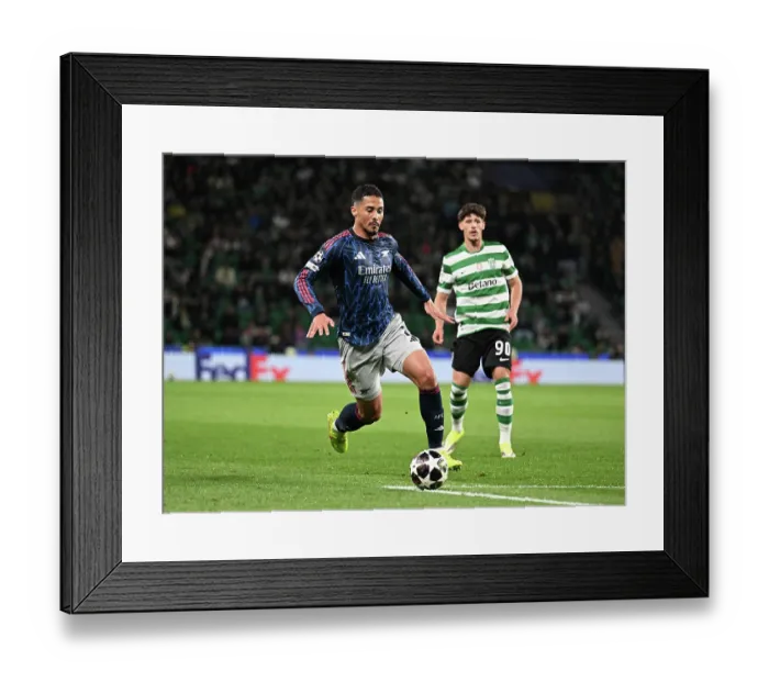 Framed Print : Sporting Clube de Portugal v Arsenal FC - UEFA Champions League 2025 / 26 Quarter-Final First Leg Framed Print : Sporting Clube de Portugal v Arsenal FC - UEFA Champions League 2025 / 26 Quarter-Final First Leg