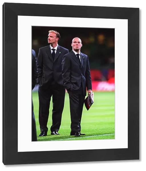 dennis bergkamp and Freddie Ljungberg before the match. Arsenal 1: 0 Southampton
