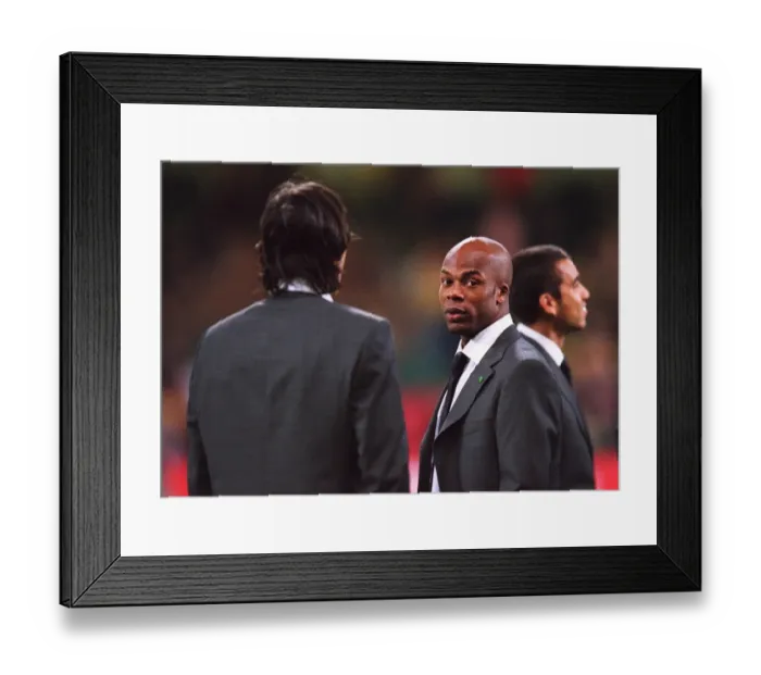 Framed Print : Sylvain Wiltord in his suit before the match. Arsenal 1: 0 Southampton. The F