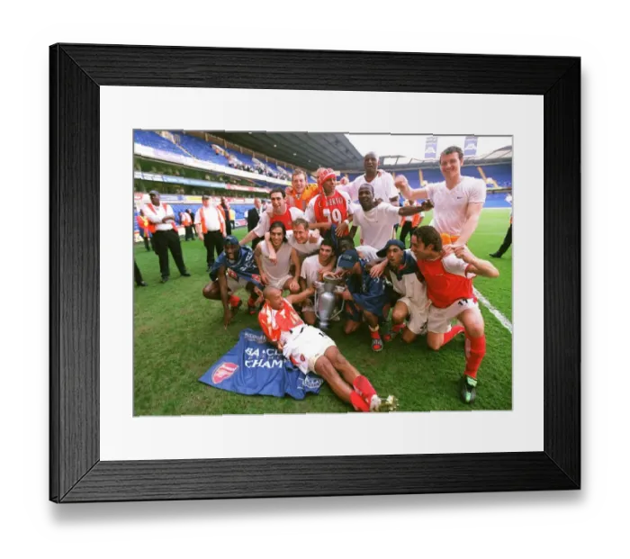 Framed Print : Arsenal's Triumph: Champions Celebrate at White Hart Lane, 2004 Framed Print : Arsenal's Triumph: Champions Celebrate at White Hart Lane, 2004