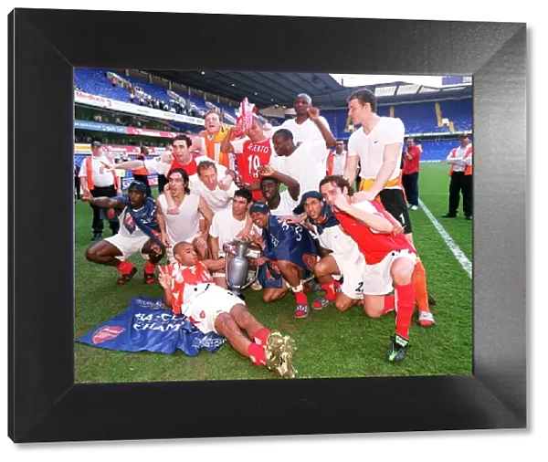 Arsenal's Victory Celebration: Tottenham vs Arsenal, FA Premiership, 2004