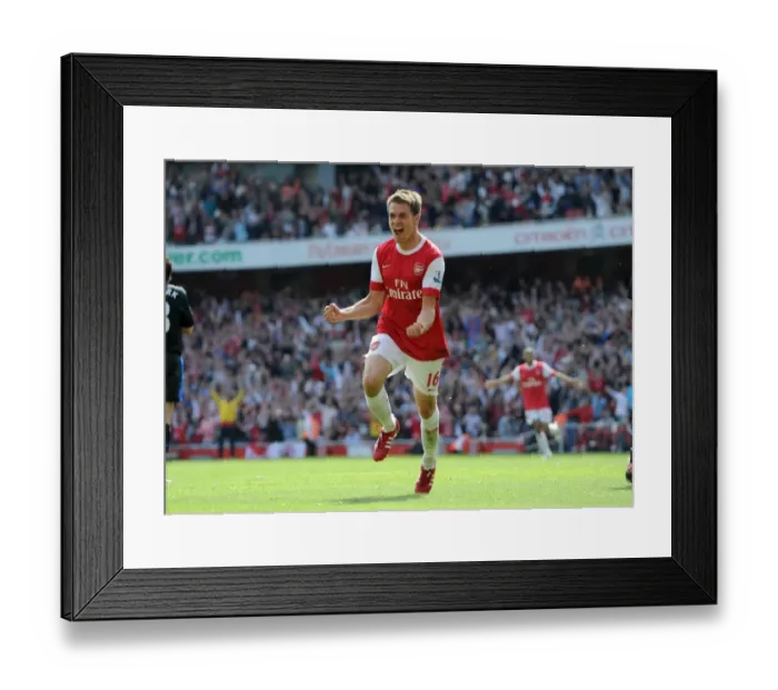 Framed Print : Unstoppable Arsenal: Ramsey-van Persie's Thrilling 1-0 Victory Over Manchester United (Arsenal vs Manchester United, 2011) Framed Print : Unstoppable Arsenal: Ramsey-van Persie's Thrilling 1-0 Victory Over Manchester United (Arsenal vs Manchester United, 2011)