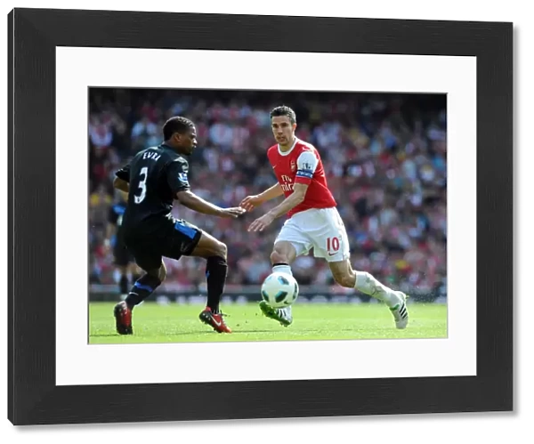 Robin van Persie (Arsenal) Patrice Evra (Man Utd). Arsenal 1: 0 Manchester United