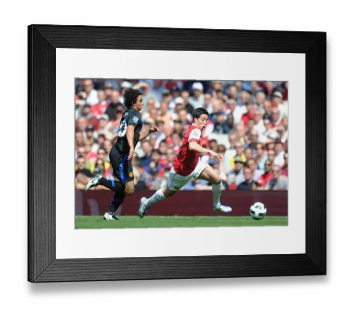 Framed Print : Samir Nasri vs. Fabio: Arsenal's Victory over Manchester United (1:0), Barclays Premier League, Emirates Stadium, 2011