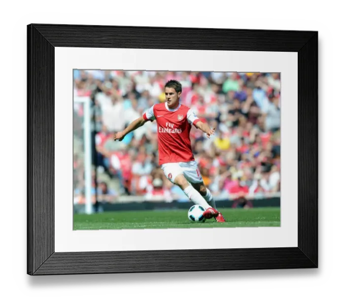 Framed Print : Ramsey Stuns Manchester United: Arsenal's Dramatic 1-0 Win, Premier League 2011 Framed Print : Ramsey Stuns Manchester United: Arsenal's Dramatic 1-0 Win, Premier League 2011