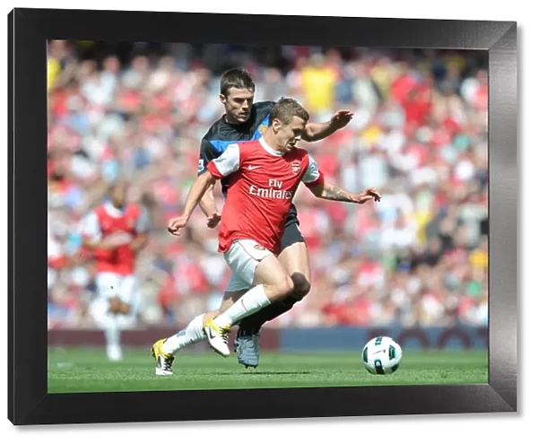Jack Wilshere (Arsenal) Michael Carrick (Man United). Arsenal 1: 0 Manchester United