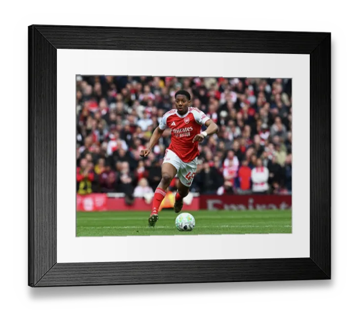 Framed Print : Arsenal v Bournemouth - Premier League