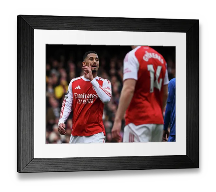 Framed Print : Arsenal v Bournemouth - Premier League