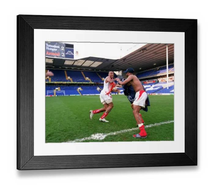 Framed Print : Thierry Henry and Ashley Cole celebrate at the end of the match Framed Print : Thierry Henry and Ashley Cole celebrate at the end of the match