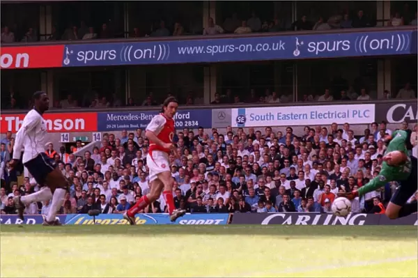 Robert Pires scores Arsenals 2nd goal. Tottenham Hotspur v Arsenal