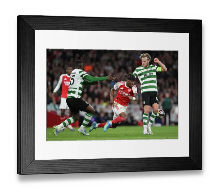 Framed Print : Arsenal FC v Sporting Clube de Portugal - UEFA Champions League 2025 / 26 Quarter-Final Second Leg