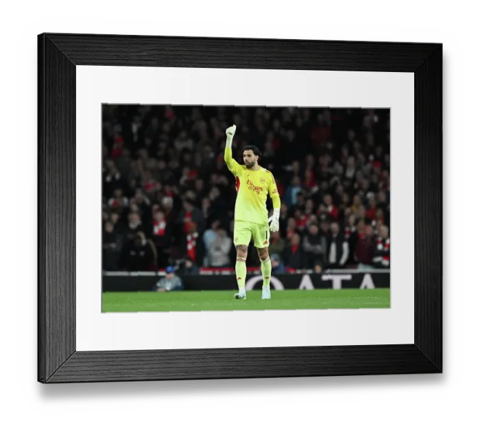 Framed Print : Arsenal FC v Sporting Clube de Portugal - UEFA Champions League 2025 / 26 Quarter-Final Second Leg
