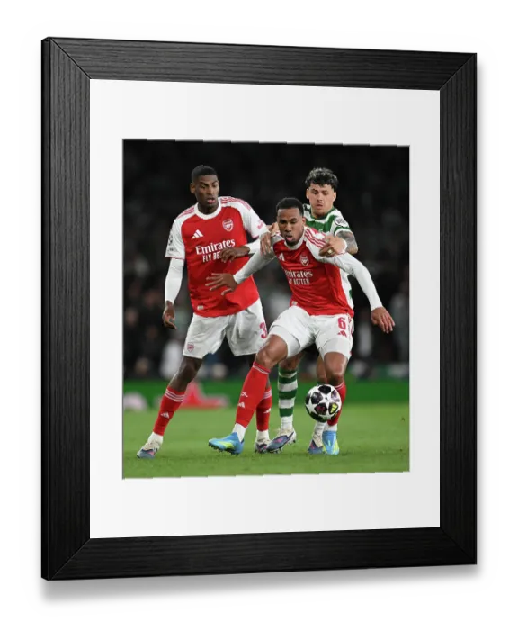 Framed Print : Arsenal FC v Sporting Clube de Portugal - UEFA Champions League 2025 / 26 Quarter-Final Second Leg Framed Print : Arsenal FC v Sporting Clube de Portugal - UEFA Champions League 2025 / 26 Quarter-Final Second Leg