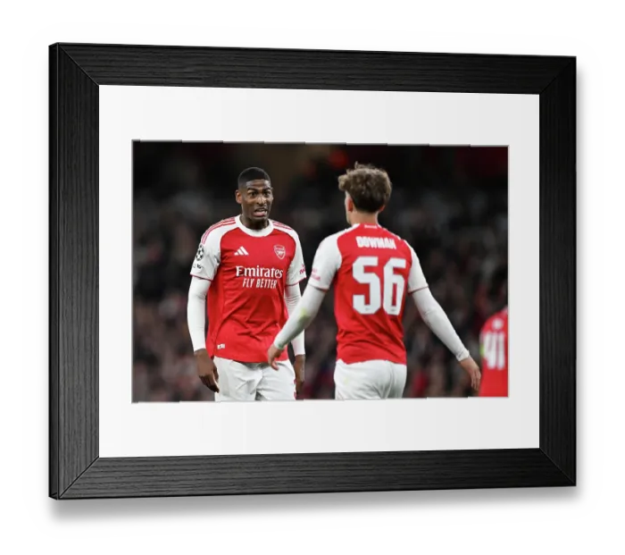 Framed Print : Arsenal FC v Sporting Clube de Portugal - UEFA Champions League 2025 / 26 Quarter-Final Second Leg