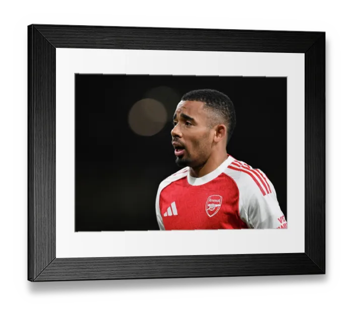 Framed Print : Arsenal FC v Sporting Clube de Portugal - UEFA Champions League 2025 / 26 Quarter-Final Second Leg