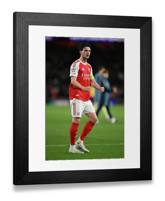 Framed Print : Arsenal FC v Sporting Clube de Portugal - UEFA Champions League 2025 / 26 Quarter-Final Second Leg