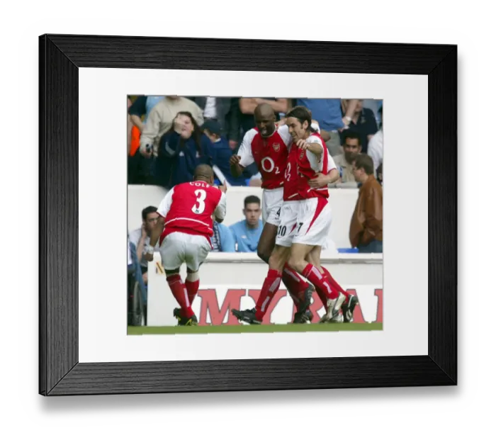 Framed Print : Vieira and Pires: Unforgettable Goal Celebration at White Hart Lane, 2004