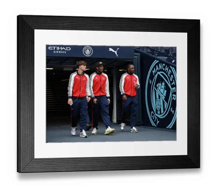 Framed Print : Manchester City v Arsenal - Premier League Framed Print : Manchester City v Arsenal - Premier League