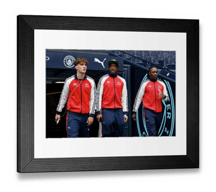 Framed Print : Manchester City v Arsenal - Premier League Framed Print : Manchester City v Arsenal - Premier League