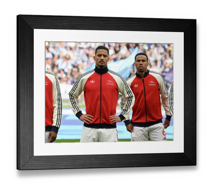 Framed Print : Manchester City v Arsenal - Premier League Framed Print : Manchester City v Arsenal - Premier League