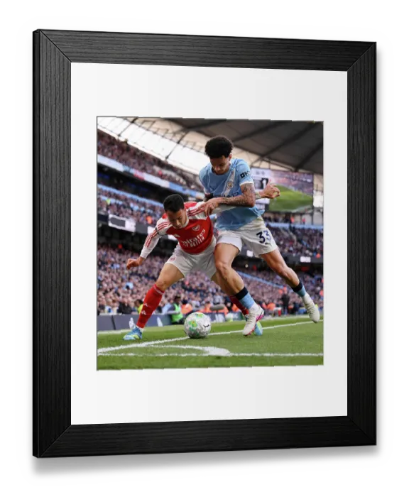 Framed Print : Manchester City v Arsenal - Premier League Framed Print : Manchester City v Arsenal - Premier League