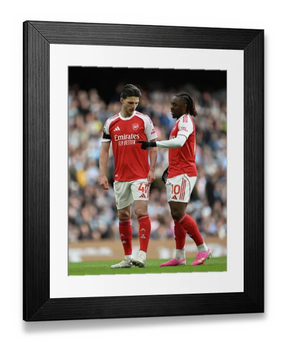 Framed Print : Manchester City v Arsenal - Premier League Framed Print : Manchester City v Arsenal - Premier League