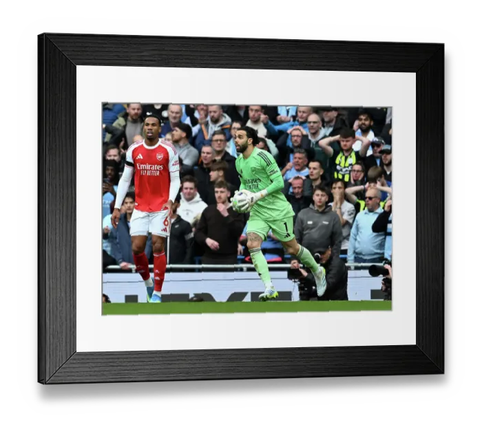 Framed Print : Manchester City v Arsenal - Premier League