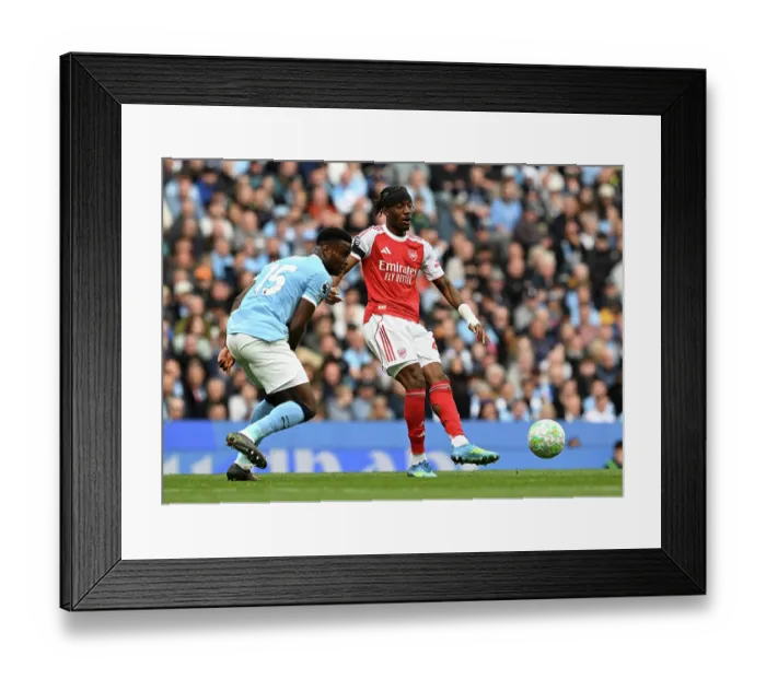 Framed Print : Manchester City v Arsenal - Premier League Framed Print : Manchester City v Arsenal - Premier League