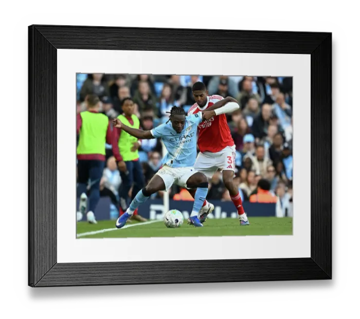 Framed Print : Manchester City v Arsenal - Premier League Framed Print : Manchester City v Arsenal - Premier League