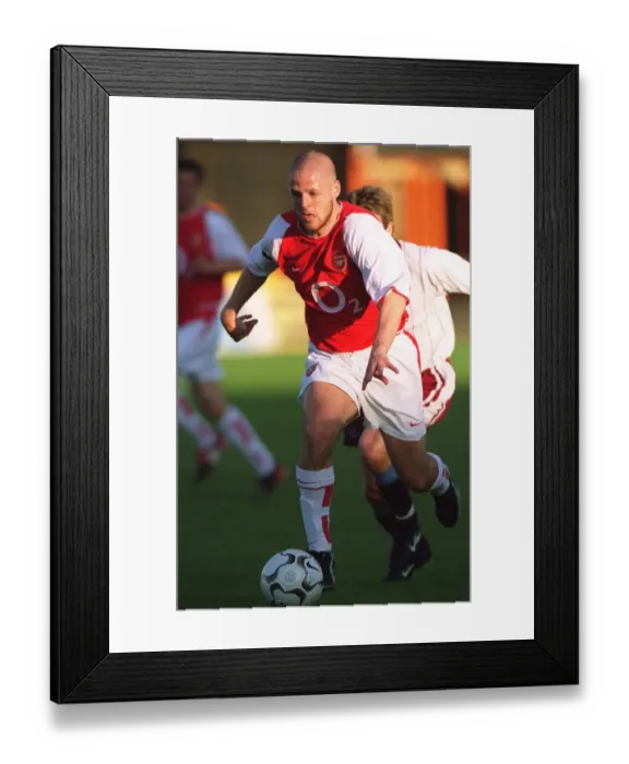 Framed Print : Arsenal vs West Ham Reserves: Graham Barrett in Action, Premier Reserve League, Barnet, 2003