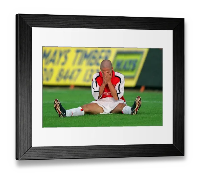 Framed Print : Arsenal Reserves vs Coventry City Reserves, Underhill Stadium, 14th August 2001: Graham Barrett in Action