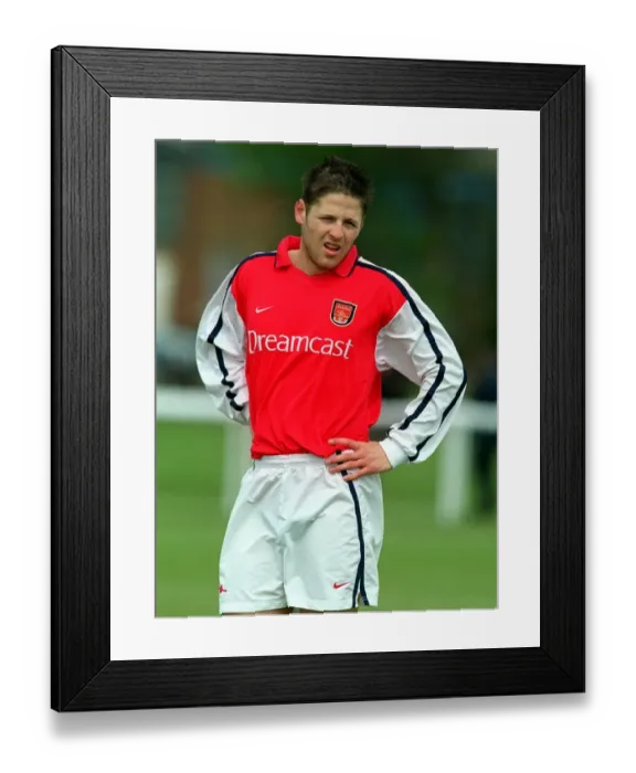 Framed Print : Arsenal Reserves vs Wimbledon Reserves: Graham Barrett in Action at Arsenal Training Ground, Shenley, 25th April 2001