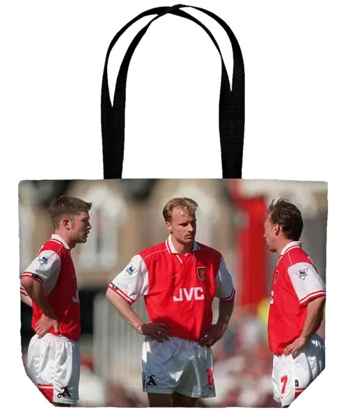 Stephen Hughes, Dennis Bergkamp and David Platt (Arsenal)