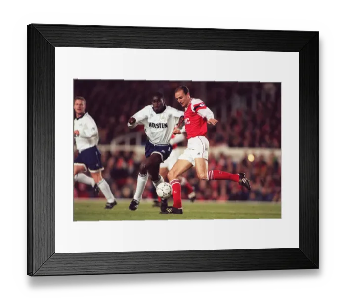 Framed Print : Steve Bould (Arsenal) and Sol Campbell (Tottenham) Framed Print : Steve Bould (Arsenal) and Sol Campbell (Tottenham)